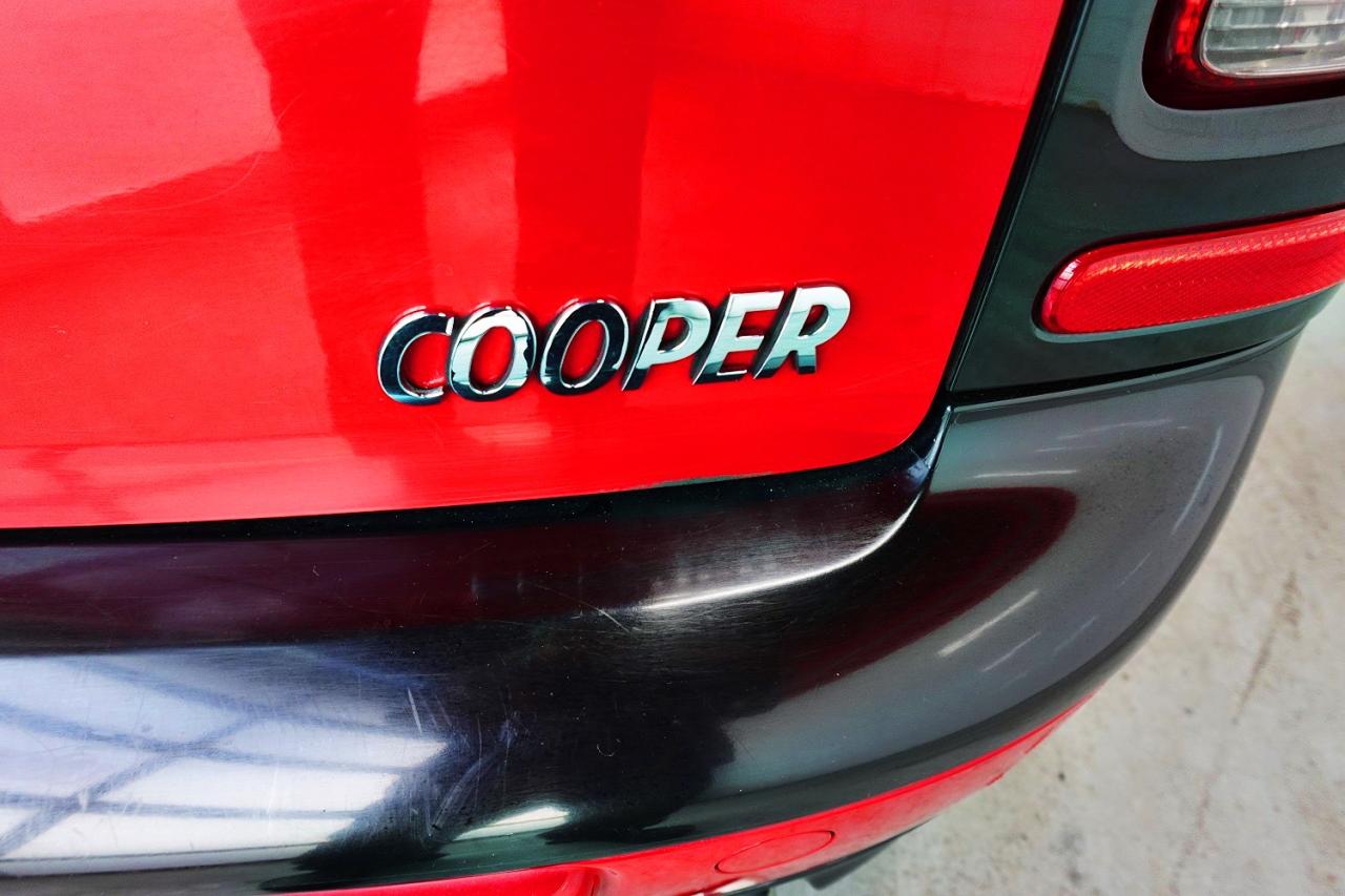 2010 MINI Cooper Clubman LOW KM,PANO ROOF,NO ACCIDENT,6MT - Photo #9