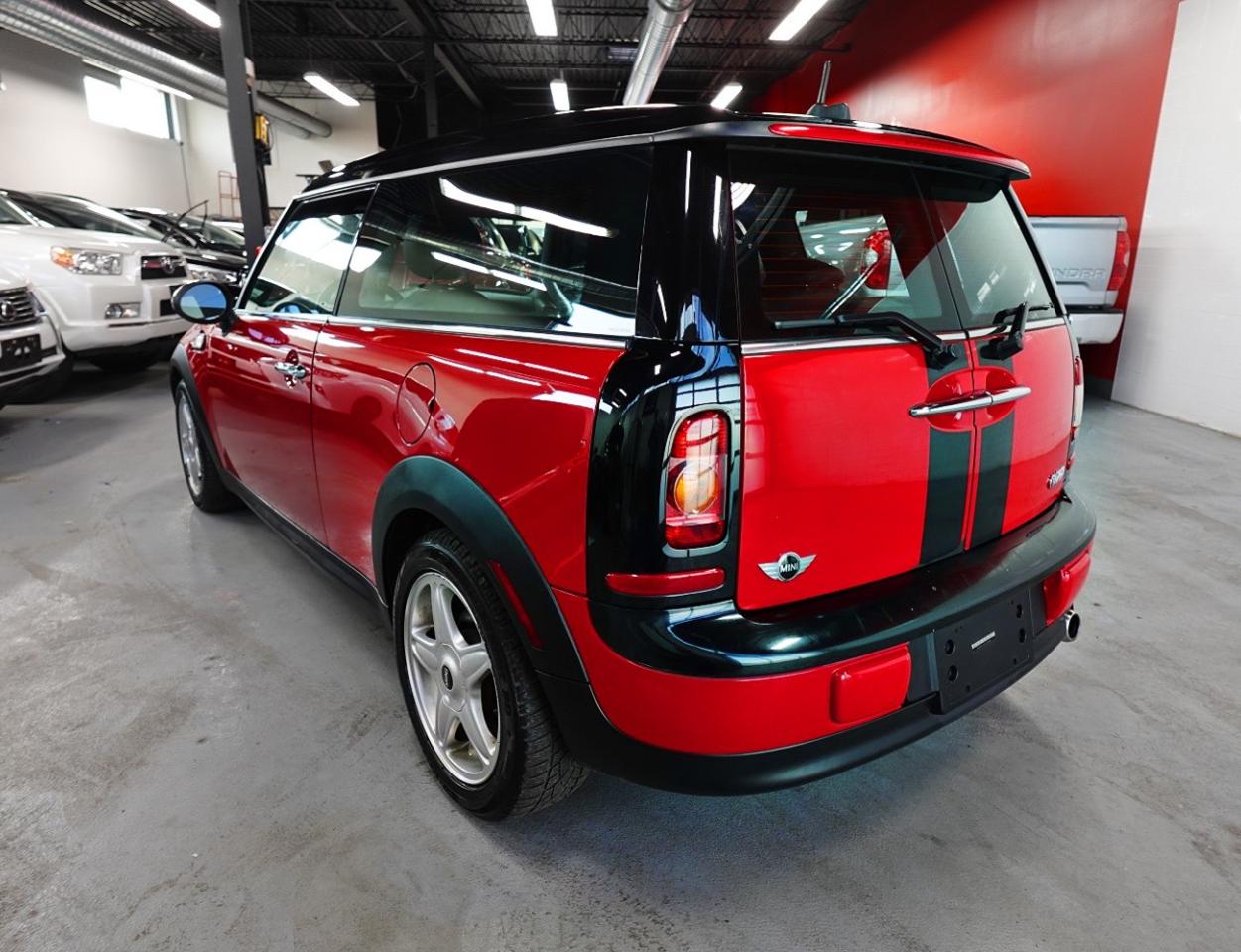 2010 MINI Cooper Clubman LOW KM,PANO ROOF,NO ACCIDENT,6MT - Photo #4