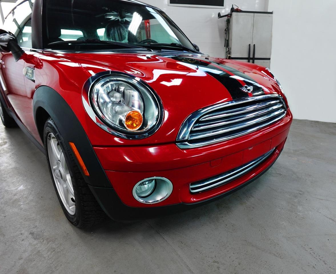 2010 MINI Cooper Clubman LOW KM,PANO ROOF,NO ACCIDENT,6MT - Photo #13