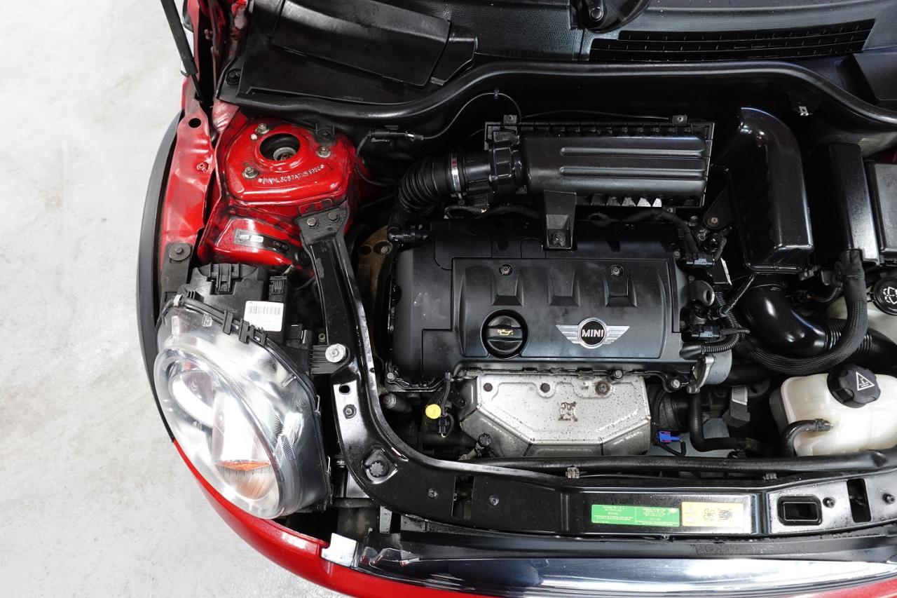 2010 MINI Cooper Clubman LOW KM,PANO ROOF,NO ACCIDENT,6MT - Photo #27