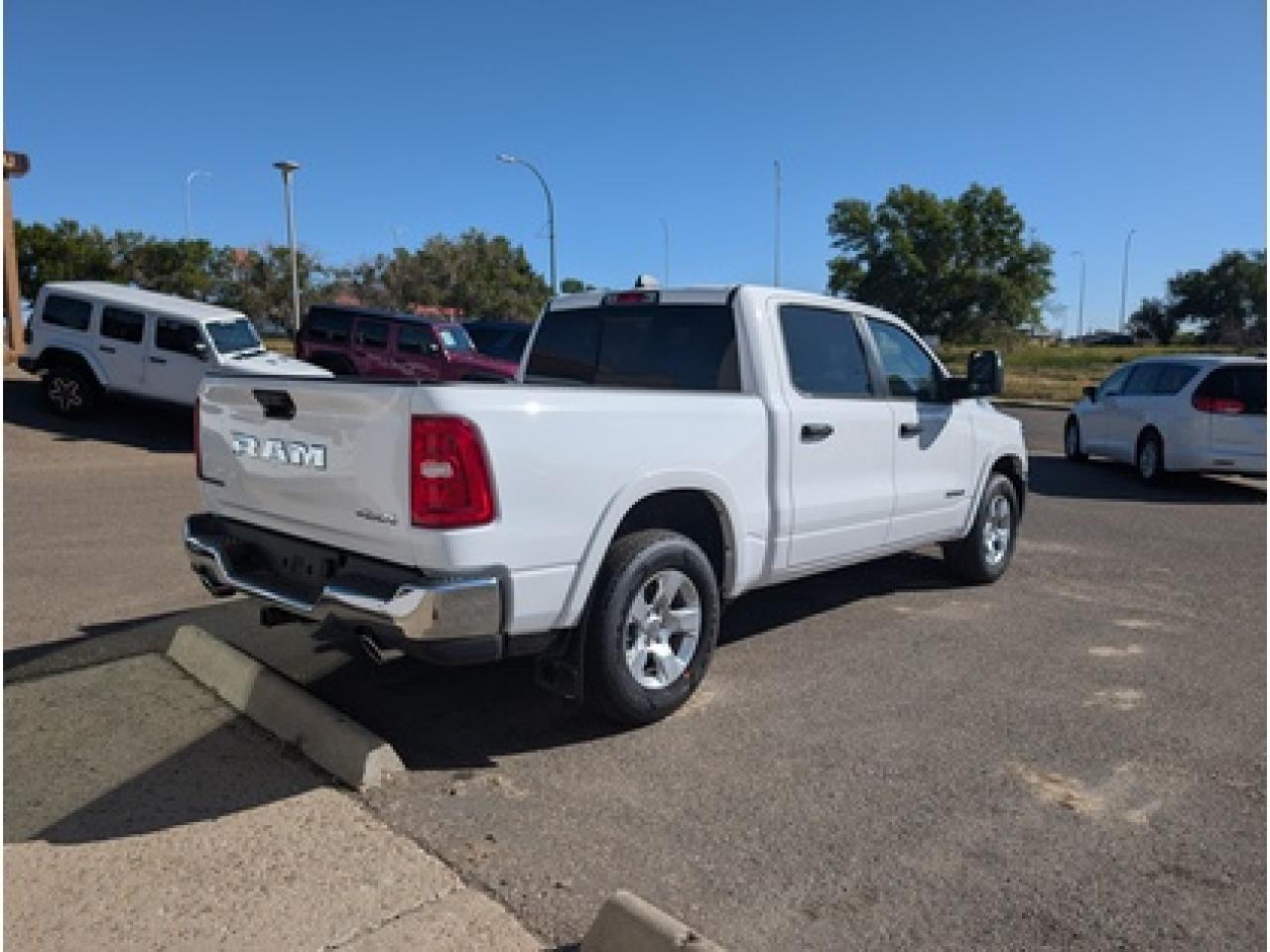 2025 RAM 1500 3.0L TURBO ENGINE, Tailer Tow Package, #105 Photo3