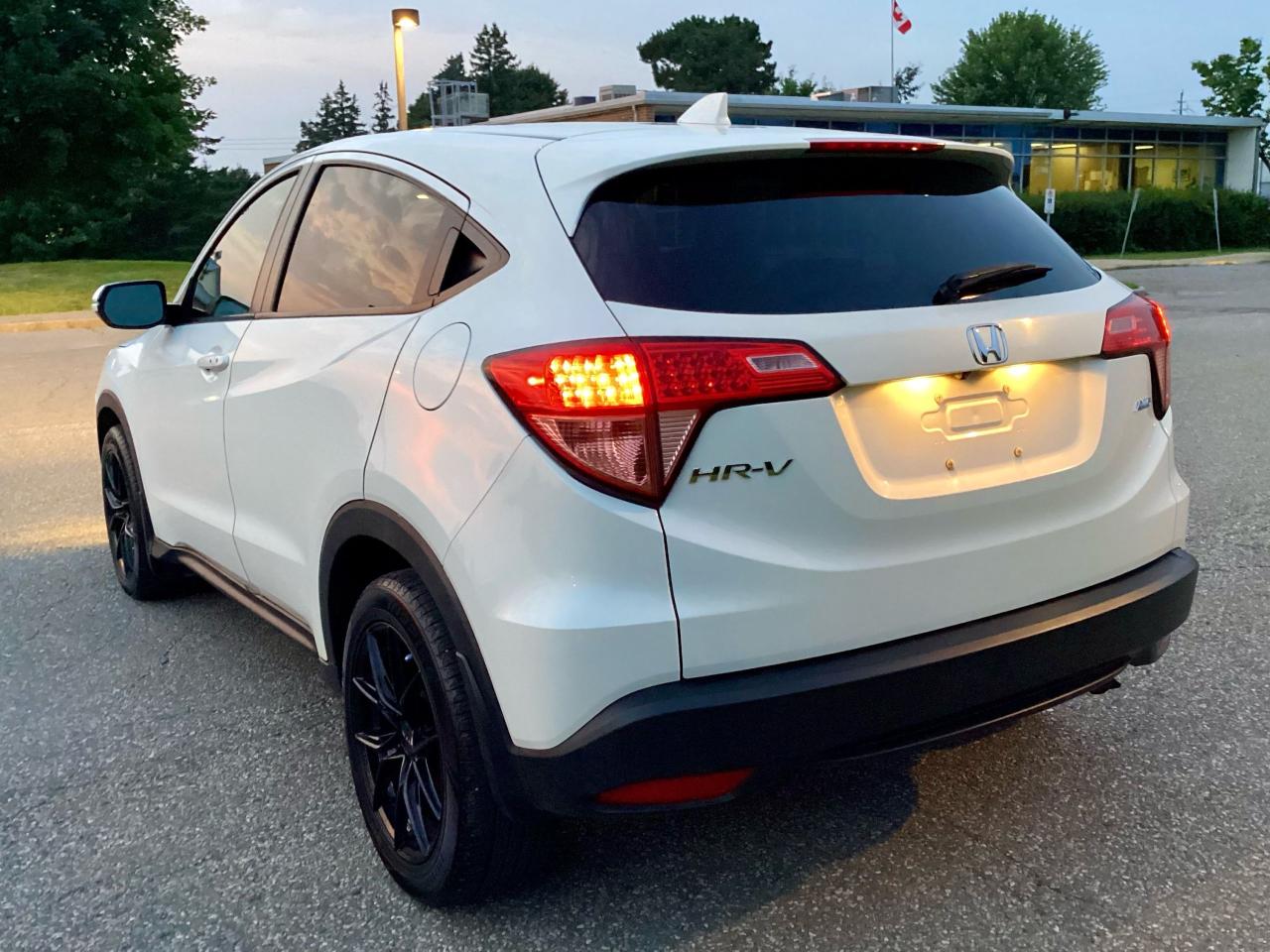 2016 Honda HR-V EX - Photo #9