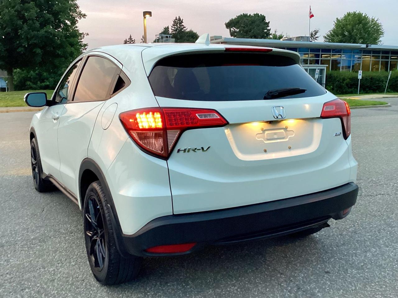 2016 Honda HR-V EX - Photo #16