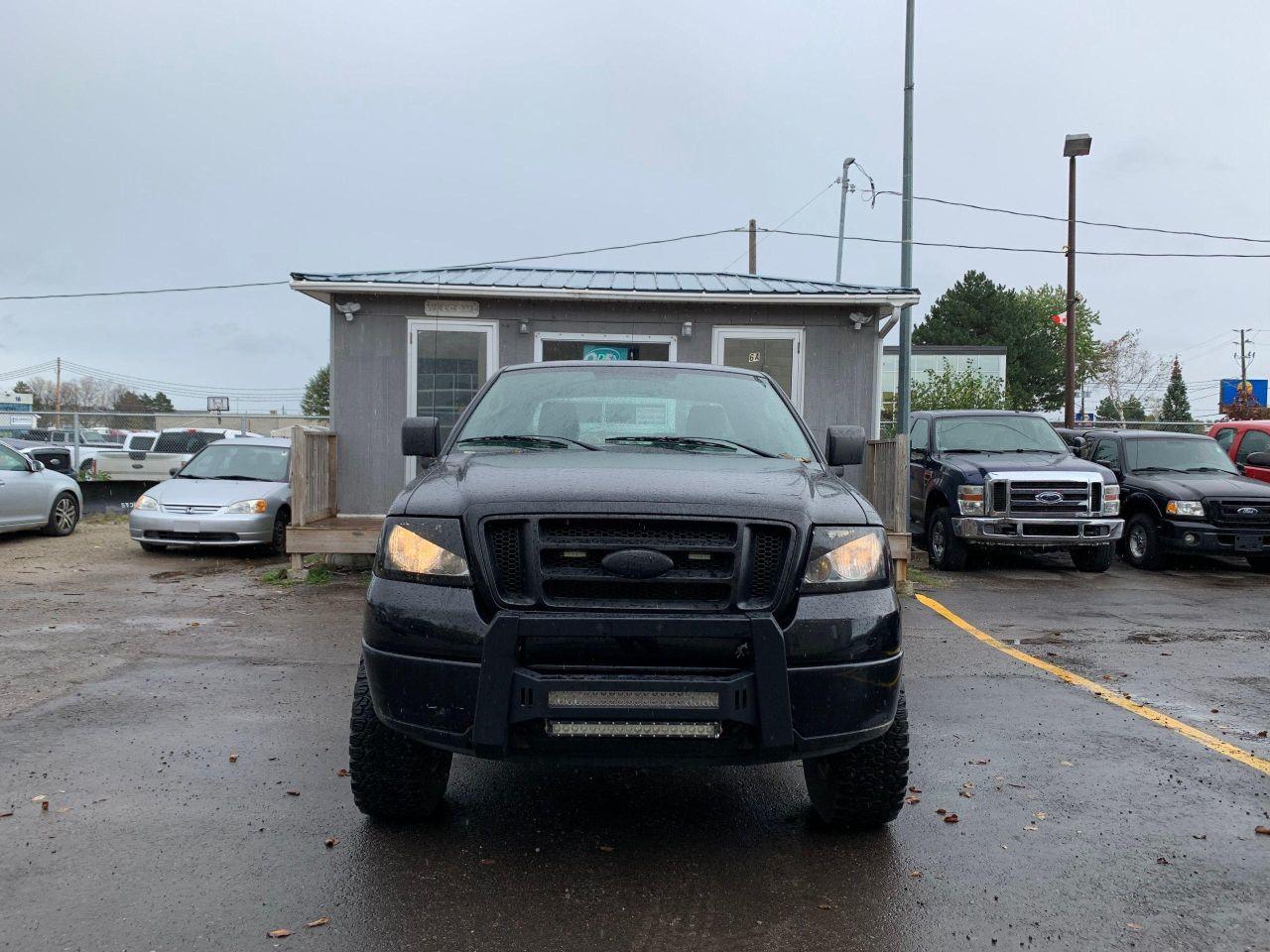 2007 Ford F-150 XL - Photo #2