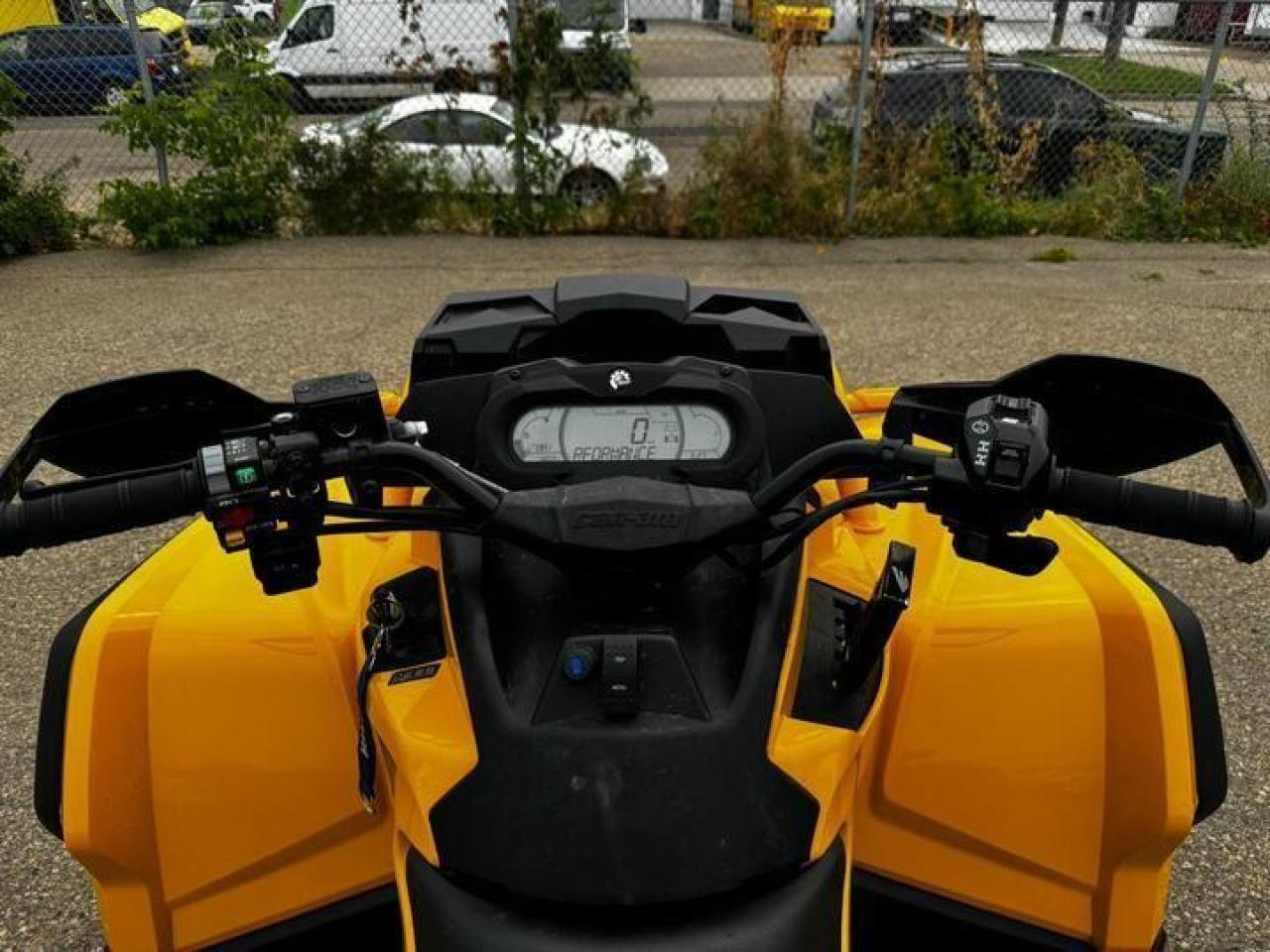 2021 CAN AM Other OUTLANDER 1000 XMR $114 B/W - Photo #8