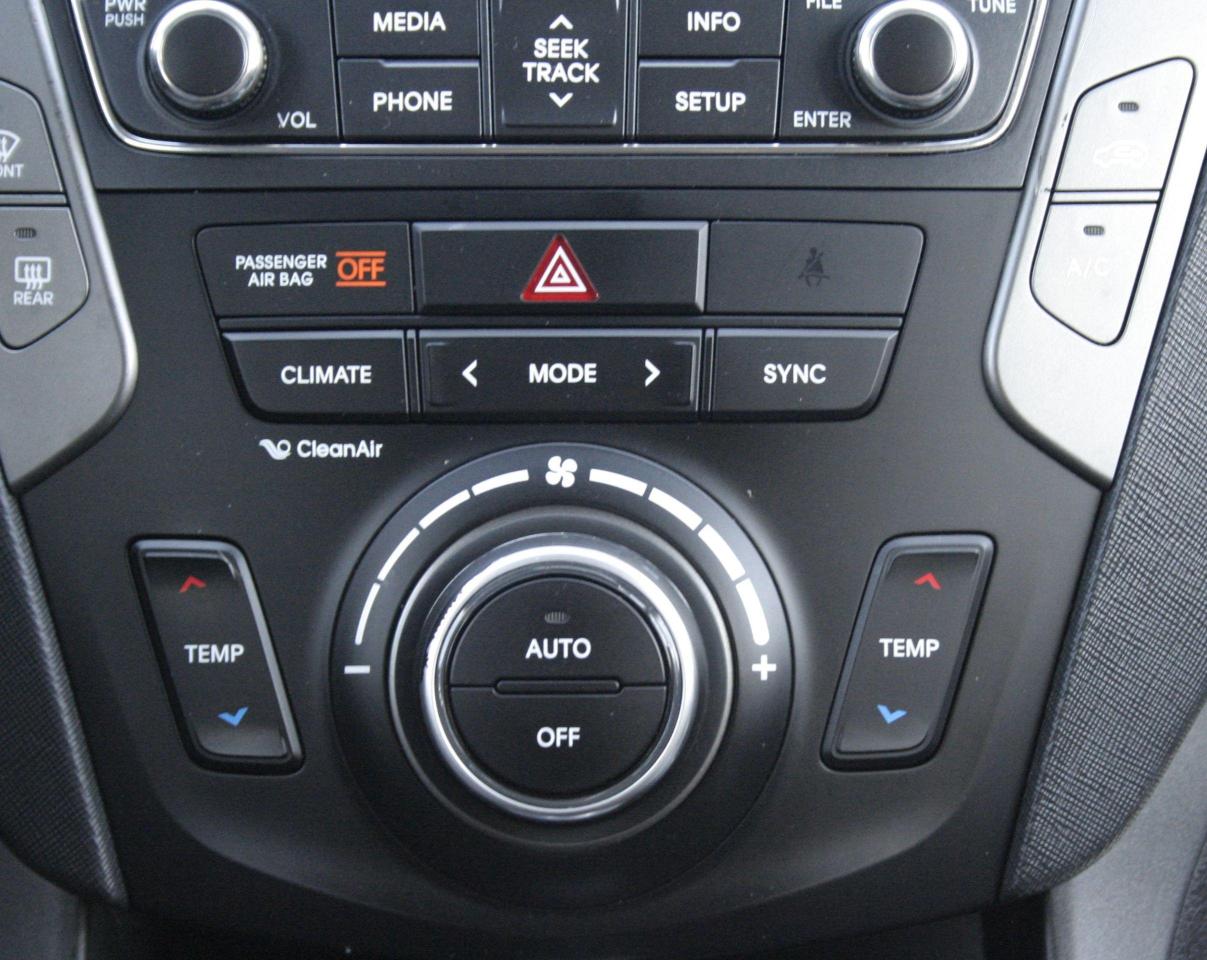 2017 Hyundai Santa Fe Sport AWD 4dr 2.4L Luxury - Photo #24