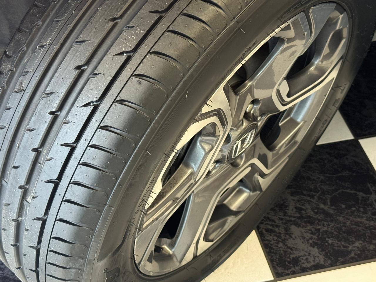 2017 Honda CR-V EX AWD+New Tires+Brakes+AdaptiveCruise+CLEAN CARFX - Photo #3