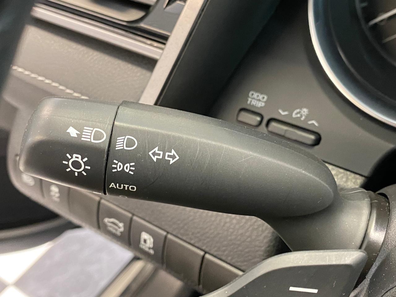 2018 Toyota Camry SE+New Tires+LKA+Adaptive Cruise+CLEAN CARFAX - Photo #49