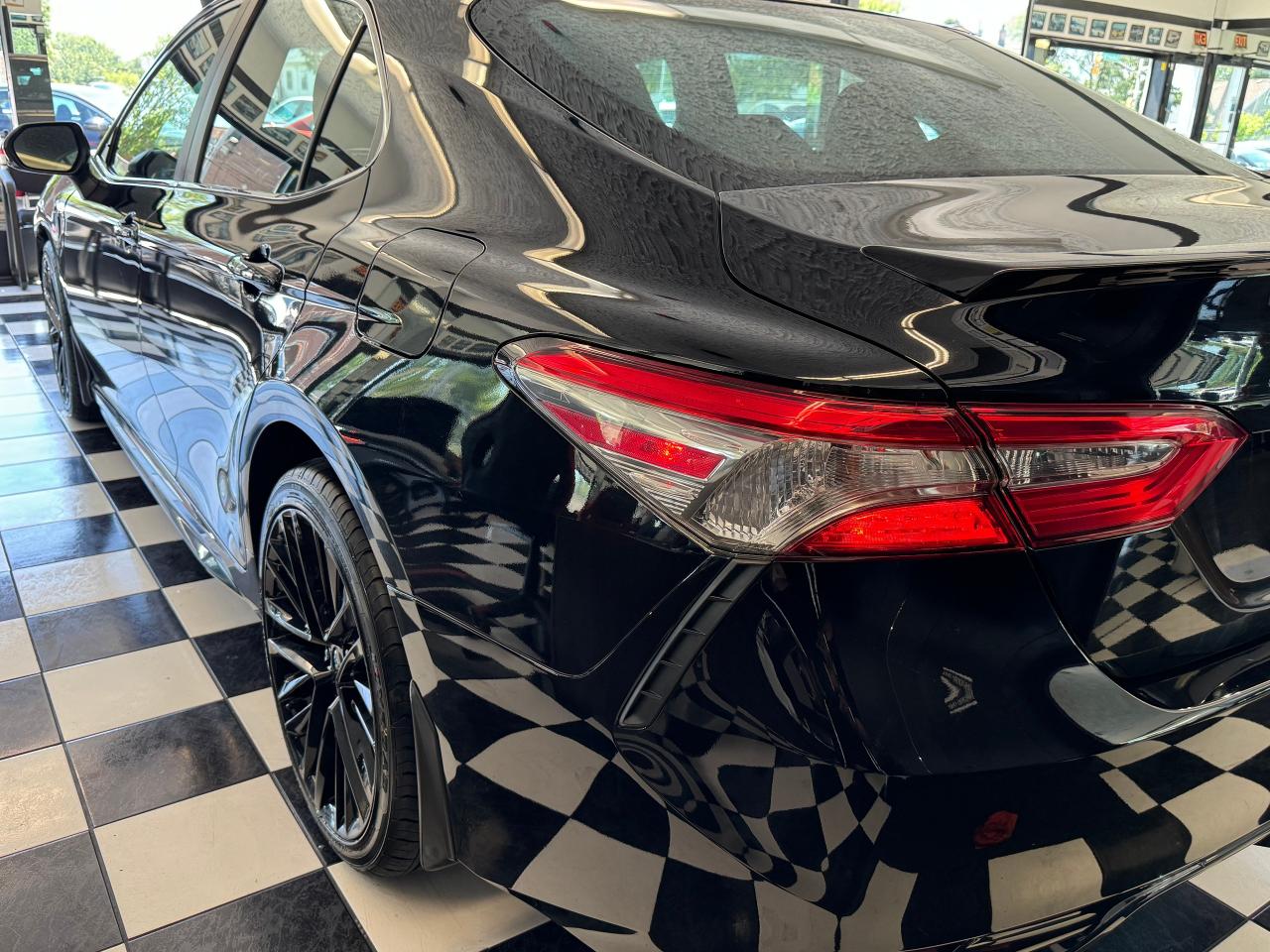 2018 Toyota Camry SE+New Tires+LKA+Adaptive Cruise+CLEAN CARFAX - Photo #37