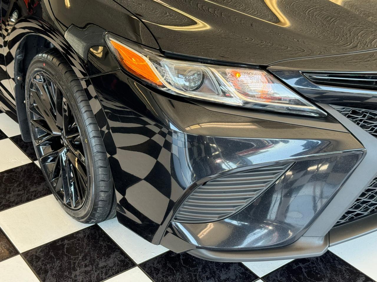 2018 Toyota Camry SE+New Tires+LKA+Adaptive Cruise+CLEAN CARFAX - Photo #35
