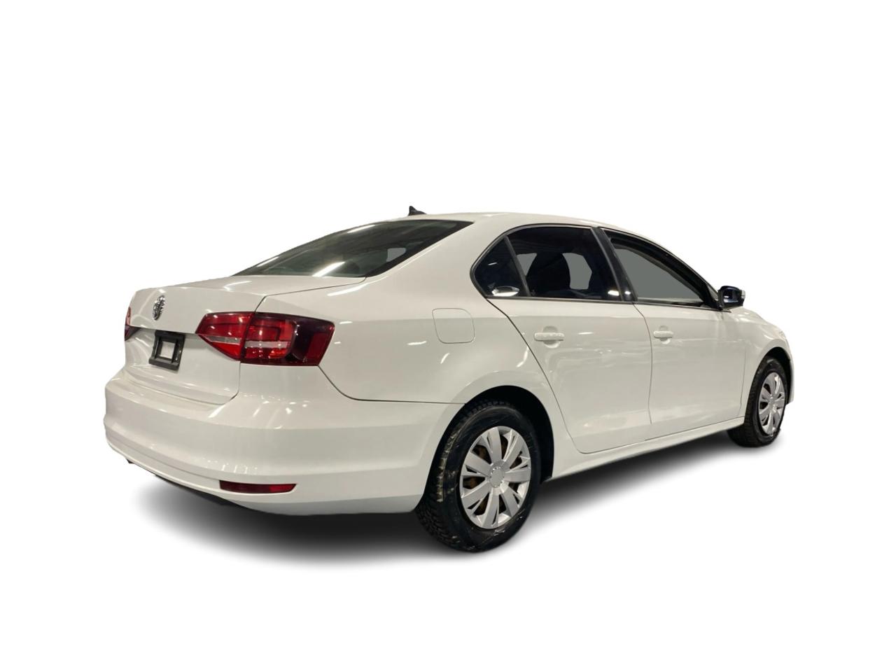 2015 Volkswagen Jetta 4dr 2.0L Auto Trendline Photo4