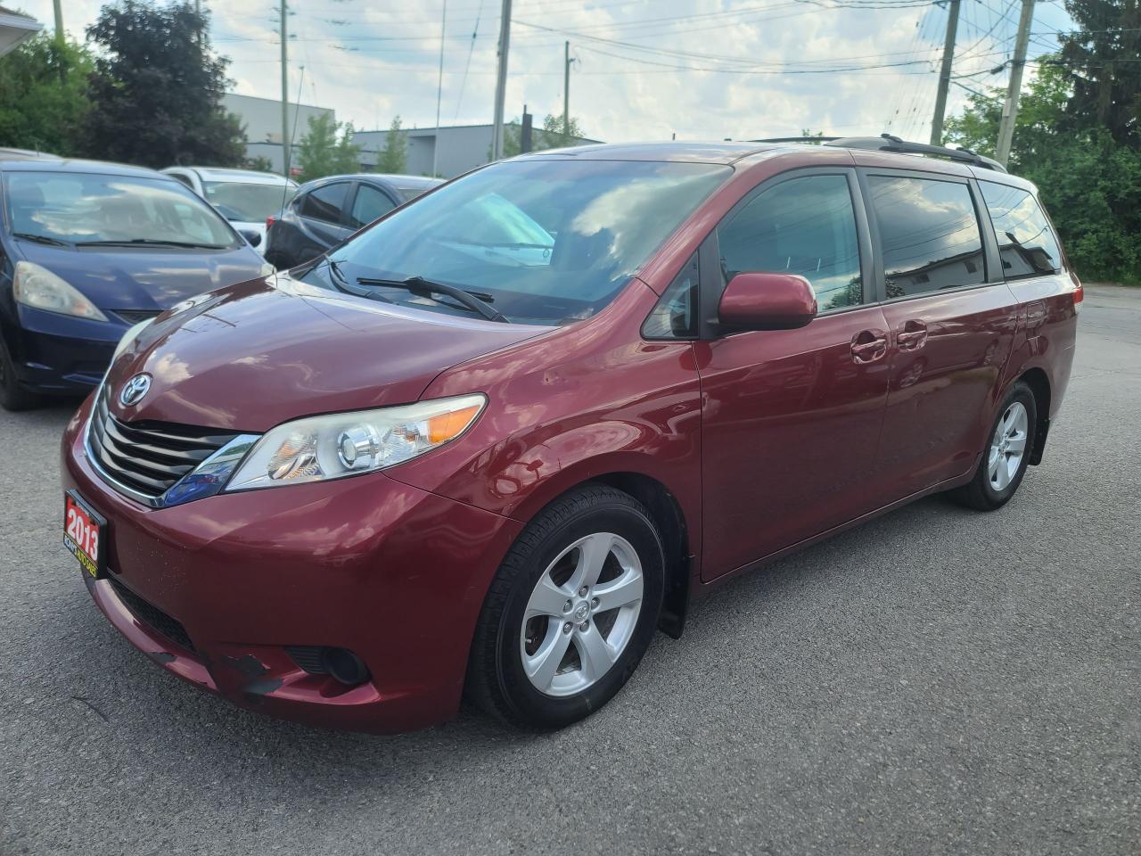 Used 2013 Toyota Sienna LE/7 PASS/BACKUP CAMERA,POWER SLIDING DOORS/A/C for sale in Ottawa, ON