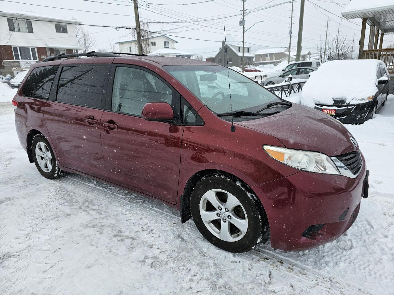 2013 Toyota Sienna LE/7 PASS/BACKUP CAMERA,POWER SLIDING DOORS/A/C - Photo #3