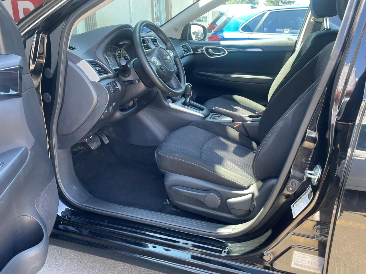 2019 Nissan Sentra AUTO SV SUNROOF NO ACCIDENT LOW KM B-TOOTH CAMERA - Photo #19