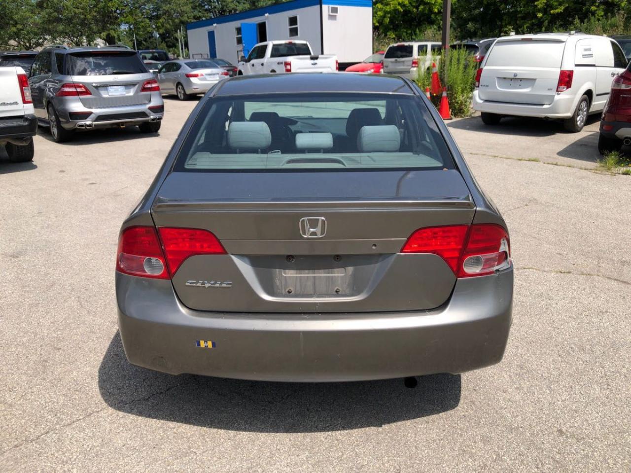 2008 Honda Civic DX - Photo #4
