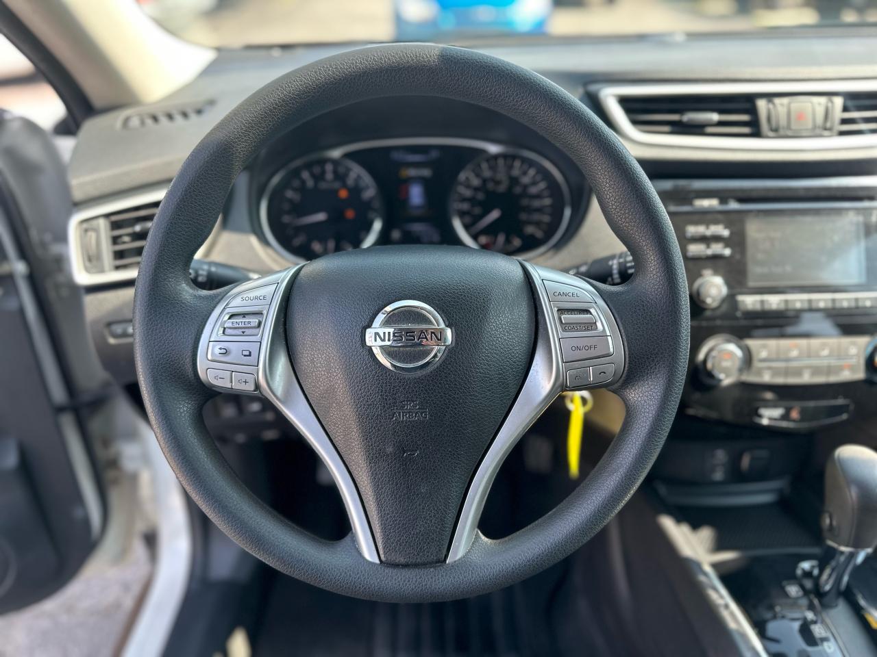 2015 Nissan Rogue AWD S Photo36