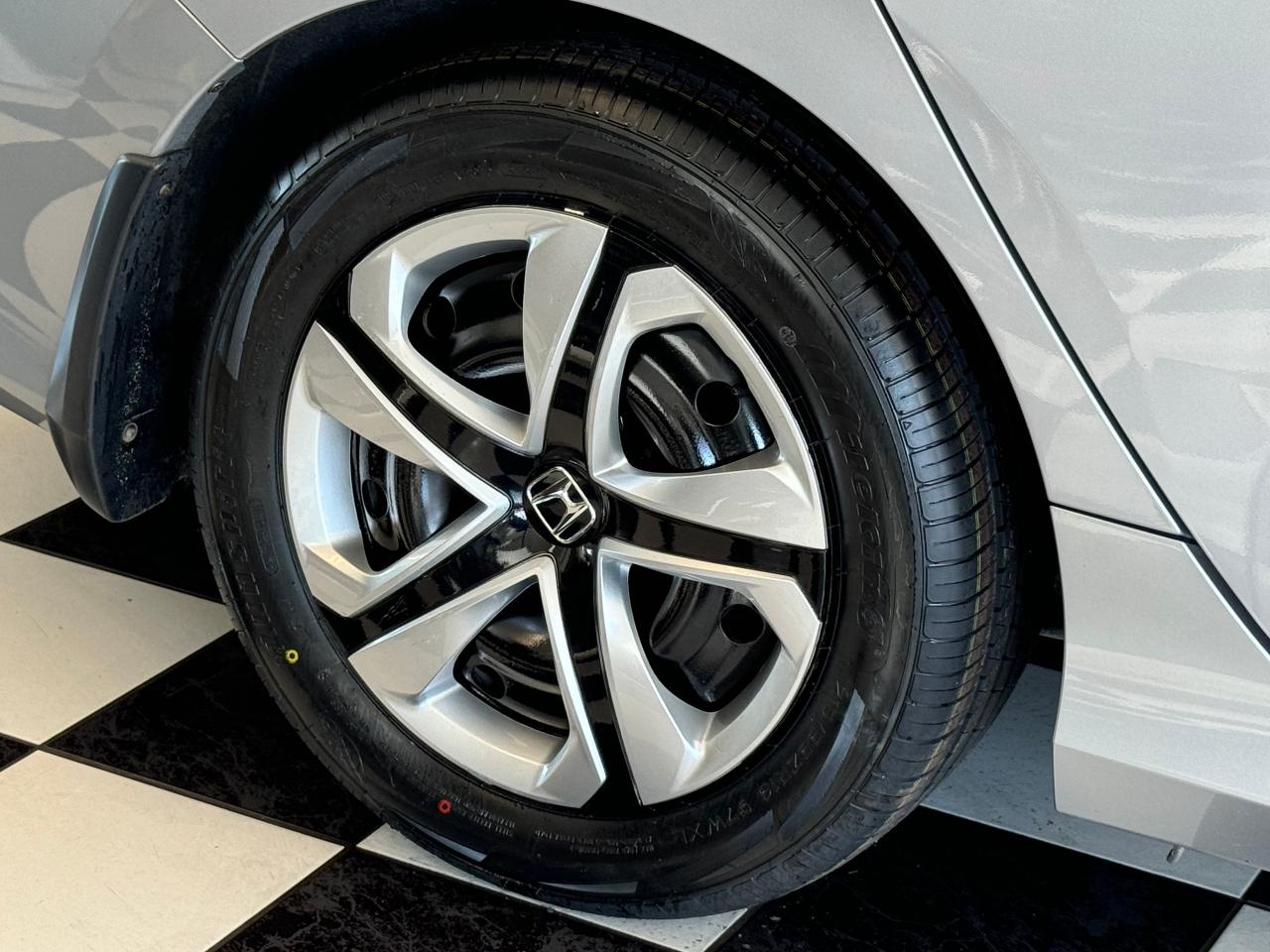 2018 Honda Civic LX+New Tires+Camera+ApplePlay+CLEAN CARFAX Photo48