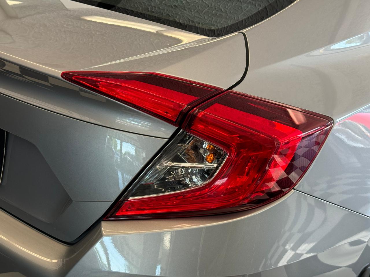 2018 Honda Civic LX+New Tires+Camera+ApplePlay+CLEAN CARFAX Photo56