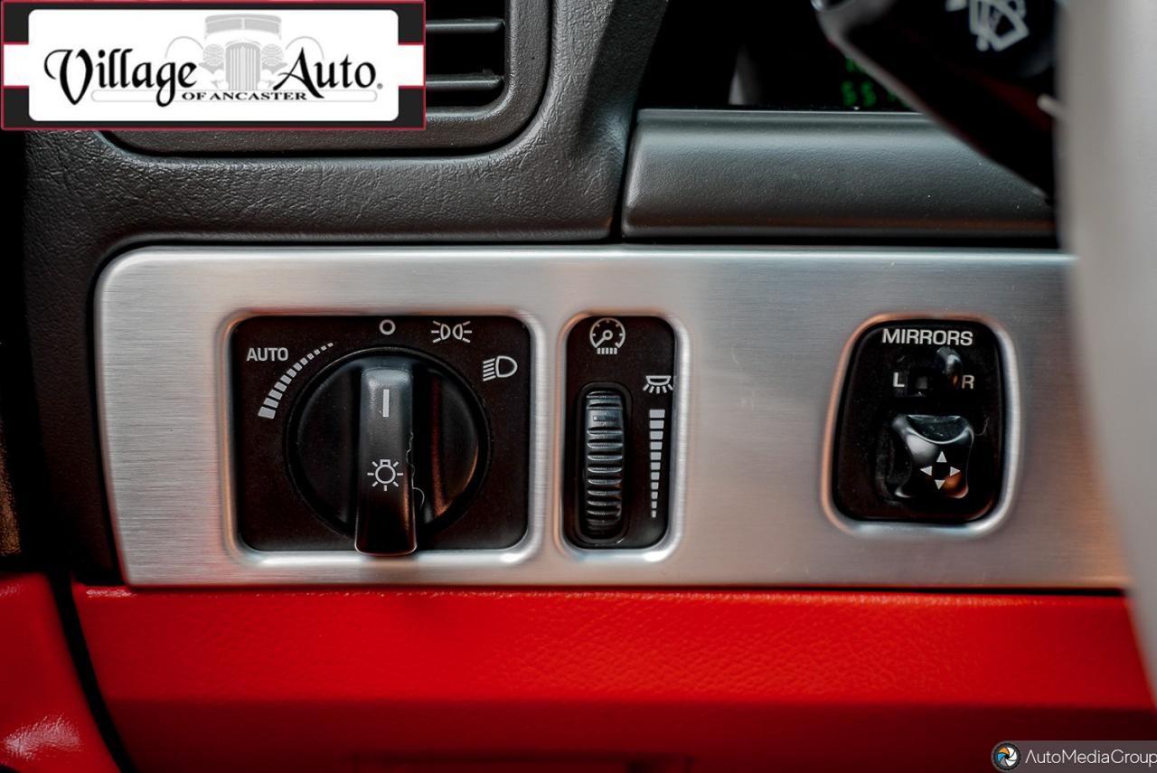 2002 Ford Thunderbird 2dr Conv w/Hardtop - Photo #18