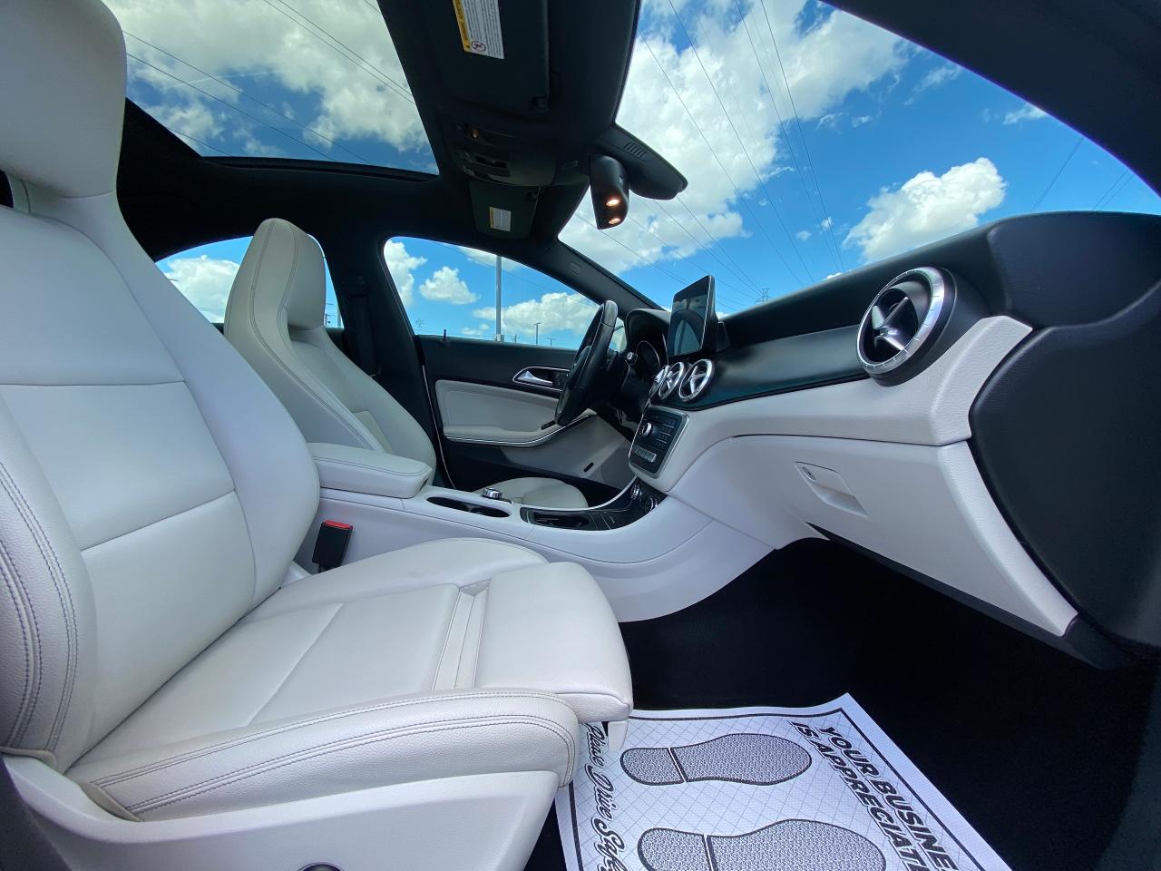 2018 Mercedes-Benz CLA-Class CLA 250 4MATIC Coupe*AMG PACKAGE* - Photo #11