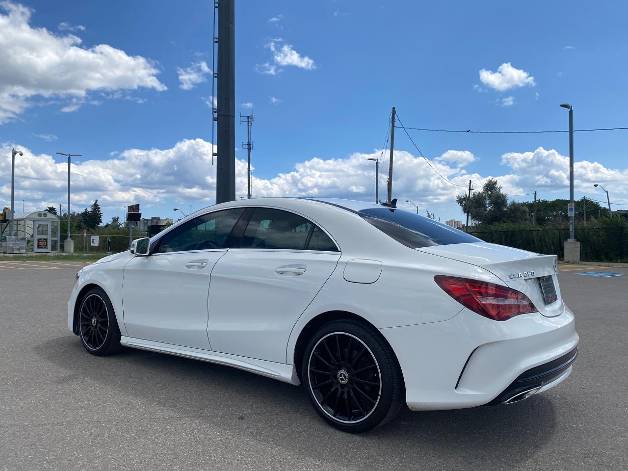 2018 Mercedes-Benz CLA-Class CLA 250 4MATIC Coupe*AMG PACKAGE* - Photo #7