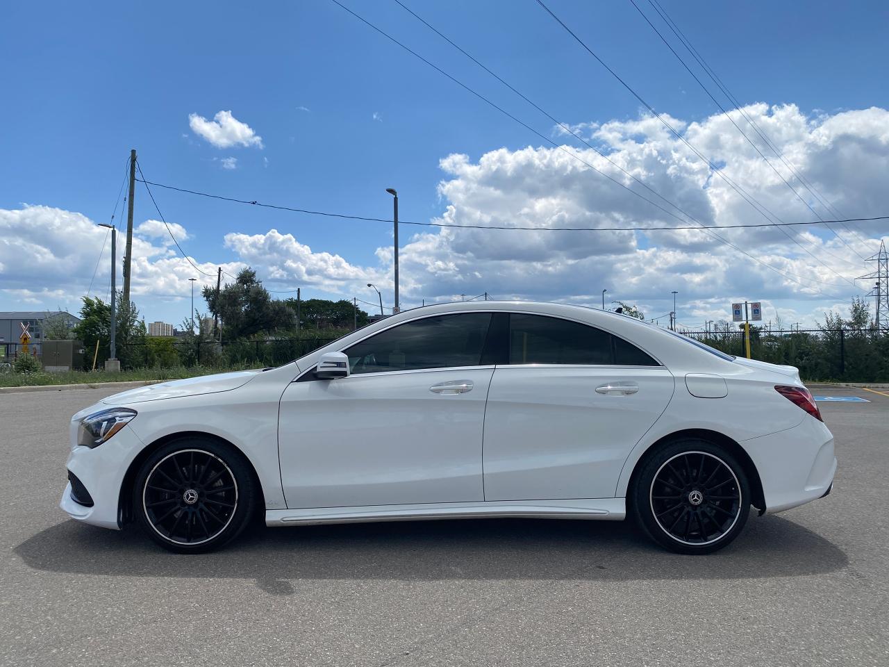 2018 Mercedes-Benz CLA-Class CLA 250 4MATIC Coupe*AMG PACKAGE* - Photo #8
