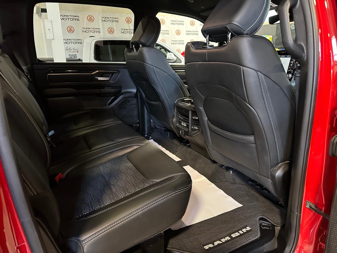 2022 RAM 1500 SPORT | CREW CAB | NO ACCIDENT | 12" TOUCH SCREEN - Photo #13