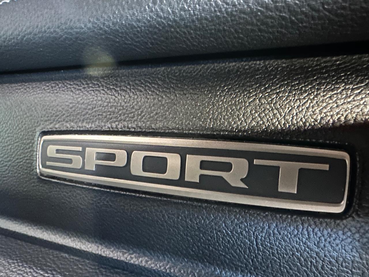 2022 RAM 1500 SPORT | CREW CAB | NO ACCIDENT | 12" TOUCH SCREEN - Photo #10