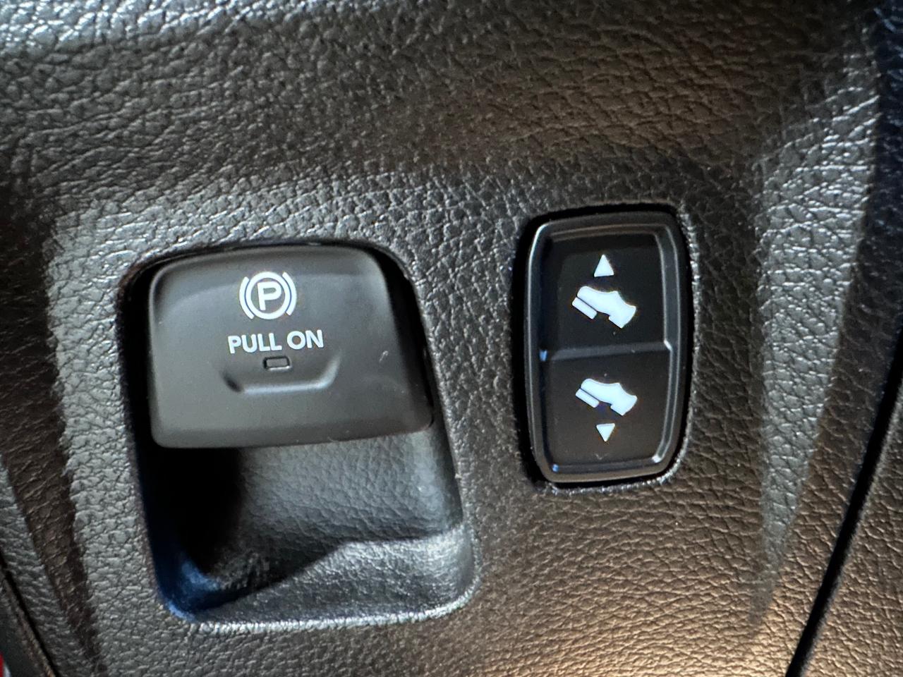 2022 RAM 1500 SPORT | CREW CAB | NO ACCIDENT | 12" TOUCH SCREEN - Photo #27