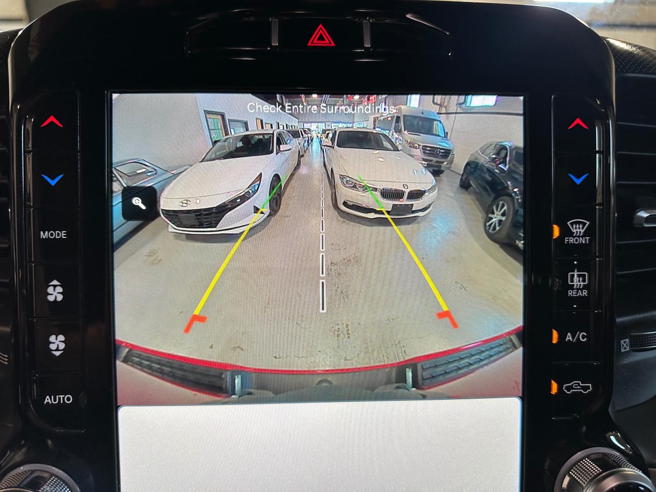 2022 RAM 1500 SPORT | CREW CAB | NO ACCIDENT | 12" TOUCH SCREEN - Photo #31