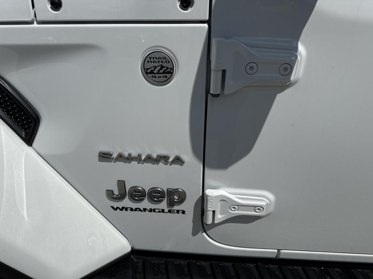 2023 Jeep Wrangler Unlimited Sahara - Photo #9