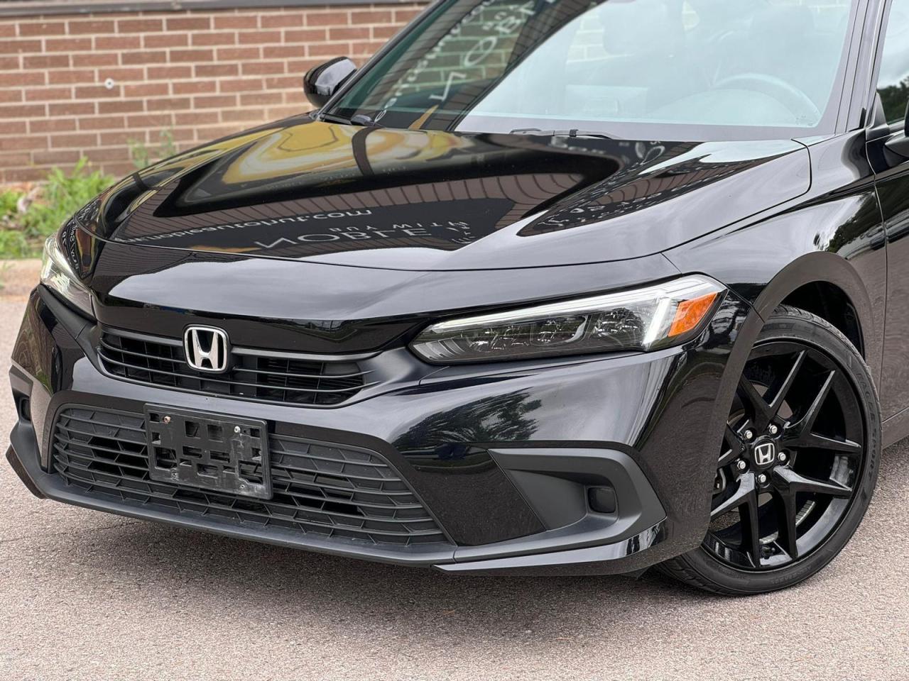 2023 Honda Civic Sport Photo2