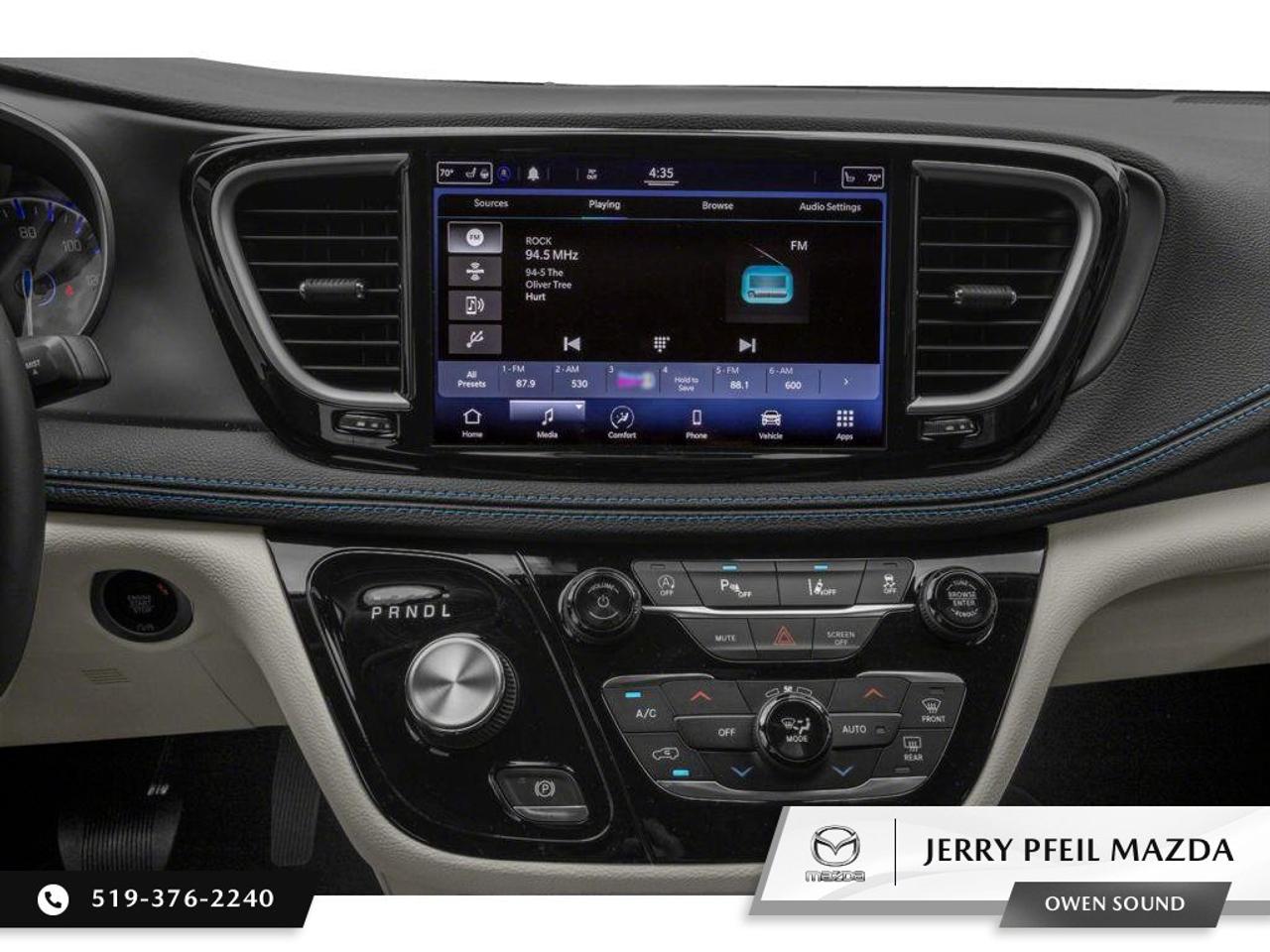 2022 Chrysler Pacifica Limited AWD Photo