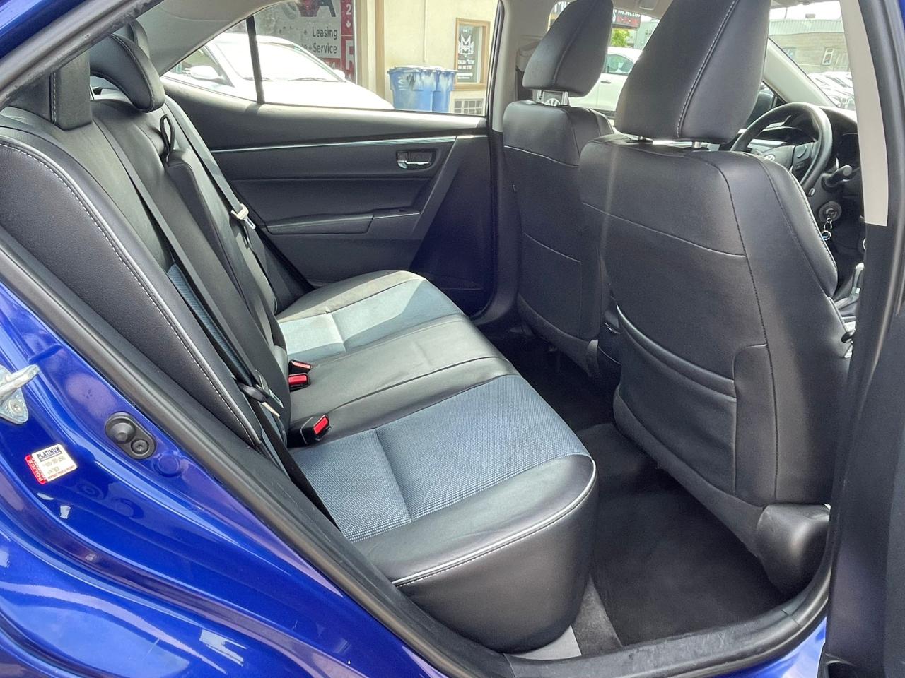 2015 Toyota Corolla AUTO S NO ACCIDENT LEATHERETTE SEATS B-TOOTH - Photo #11