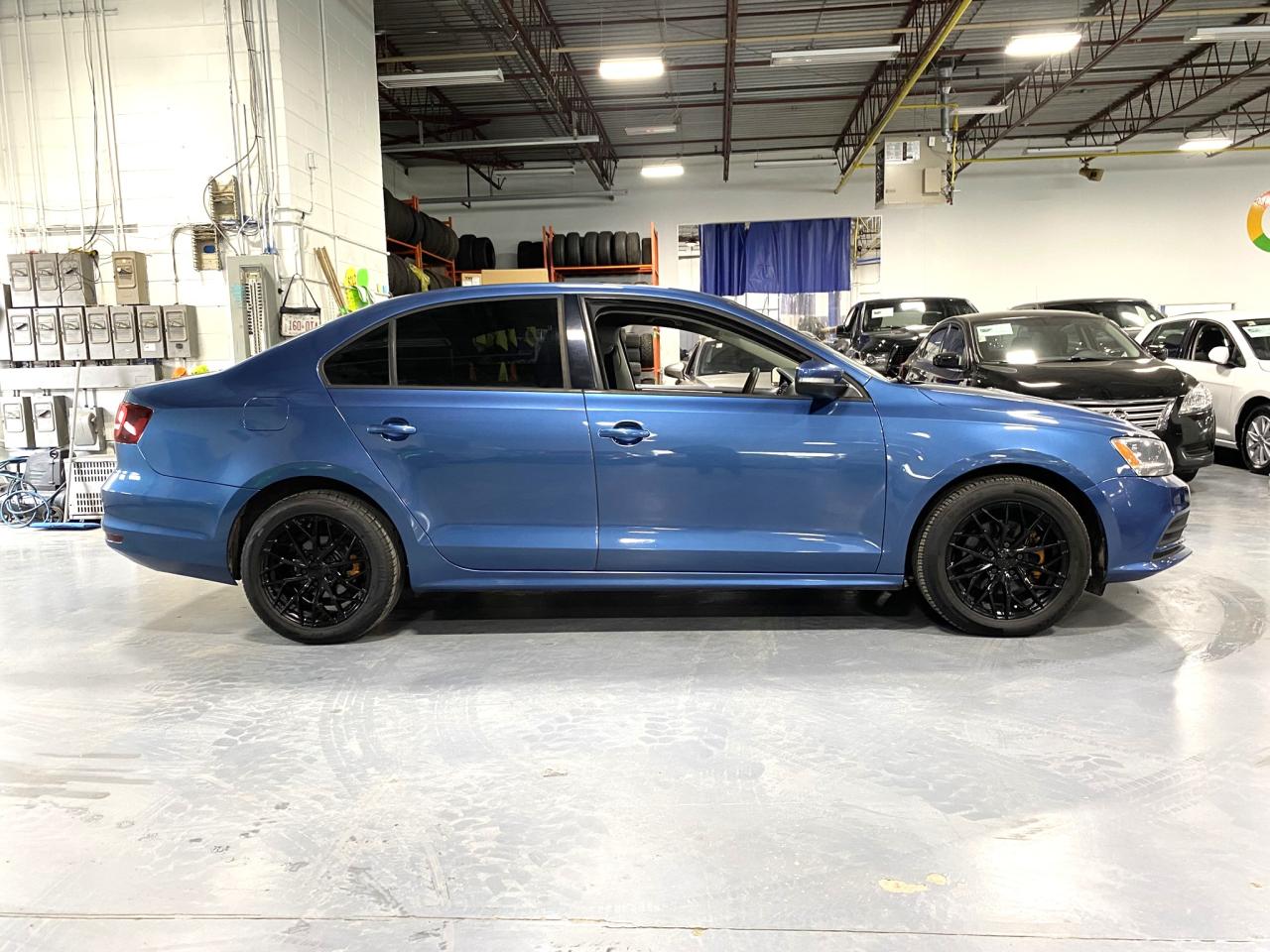 2016 Volkswagen Jetta 4dr 1.4 TSI Auto Trendline - Photo #6