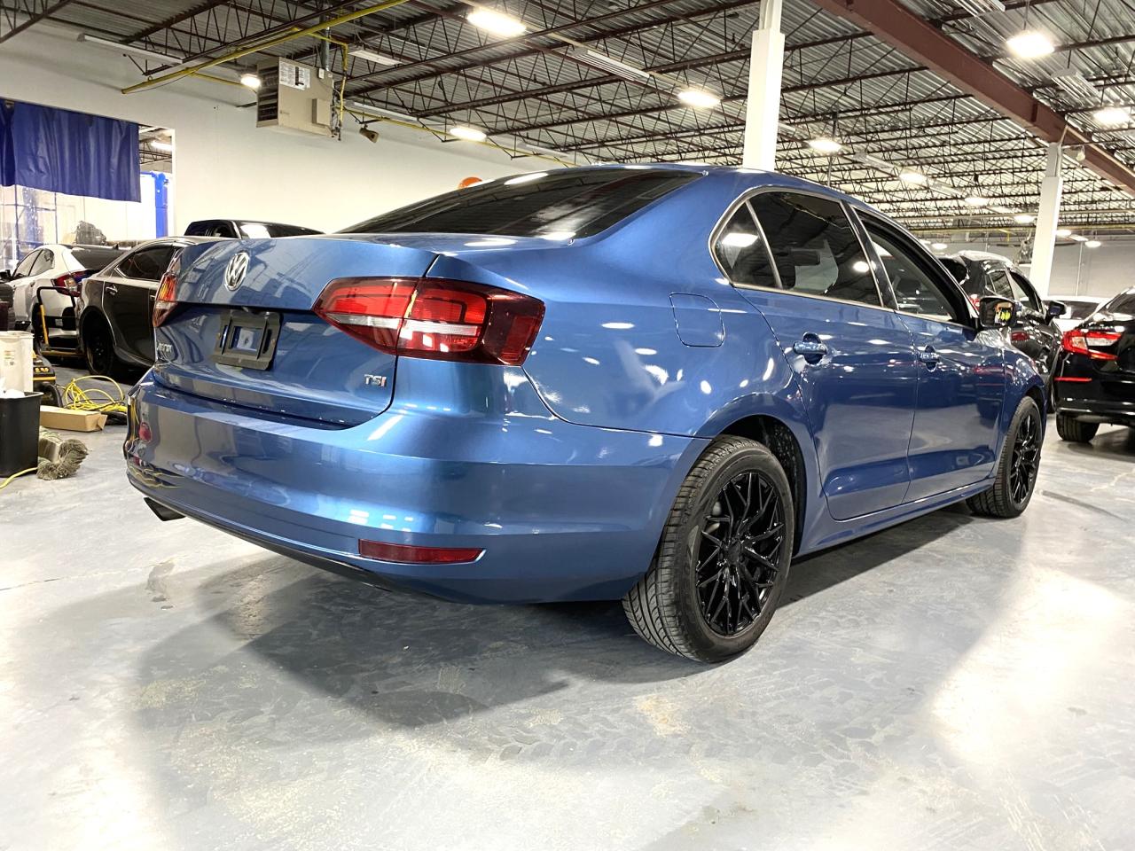 2016 Volkswagen Jetta 4dr 1.4 TSI Auto Trendline - Photo #5