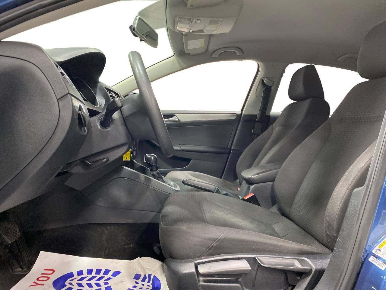 2016 Volkswagen Jetta 4dr 1.4 TSI Auto Trendline Photo