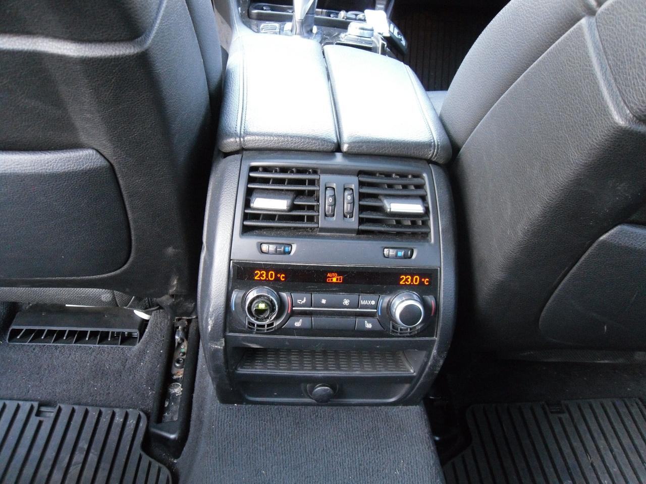 2011 BMW 5 Series X DRIVE M PACKAGE - Photo #12