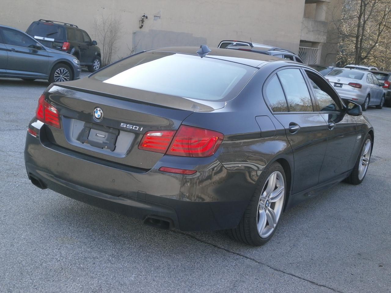2011 BMW 5 Series X DRIVE M PACKAGE - Photo #3