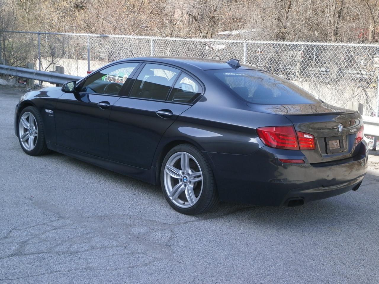 2011 BMW 5 Series X DRIVE M PACKAGE - Photo #4
