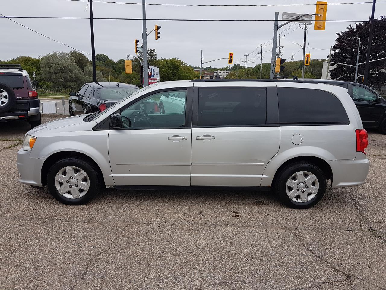 Used 2012 Dodge Grand Caravan SE for sale in Kitchener, ON