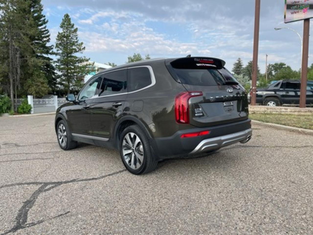 2020 Kia Telluride SX AWD, Leather, Sunroof, Harmon Kardon, #211 Photo3