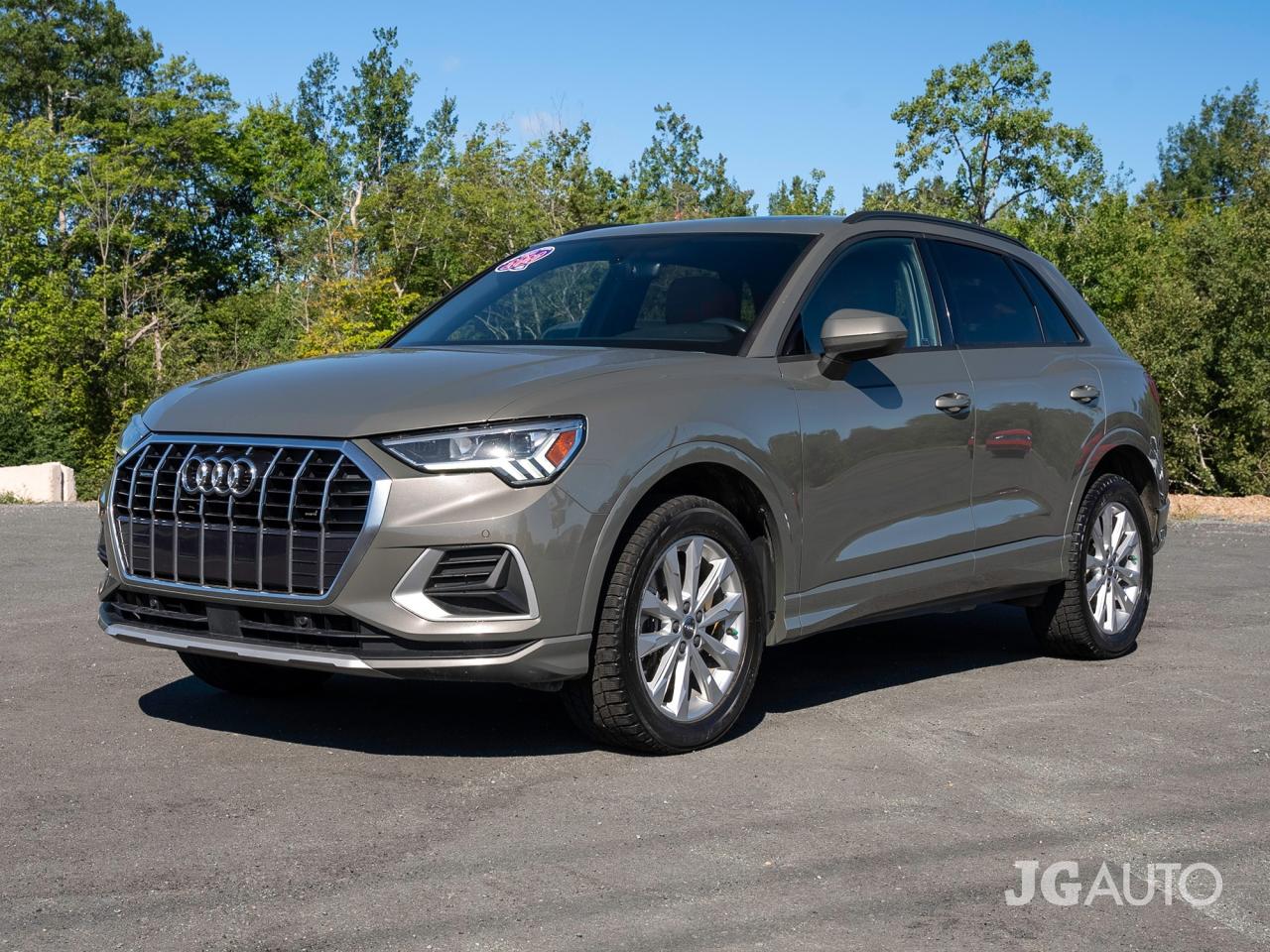 Used 2020 Audi Q3 Komfort 45 TFSI quattro for sale in Truro, NS