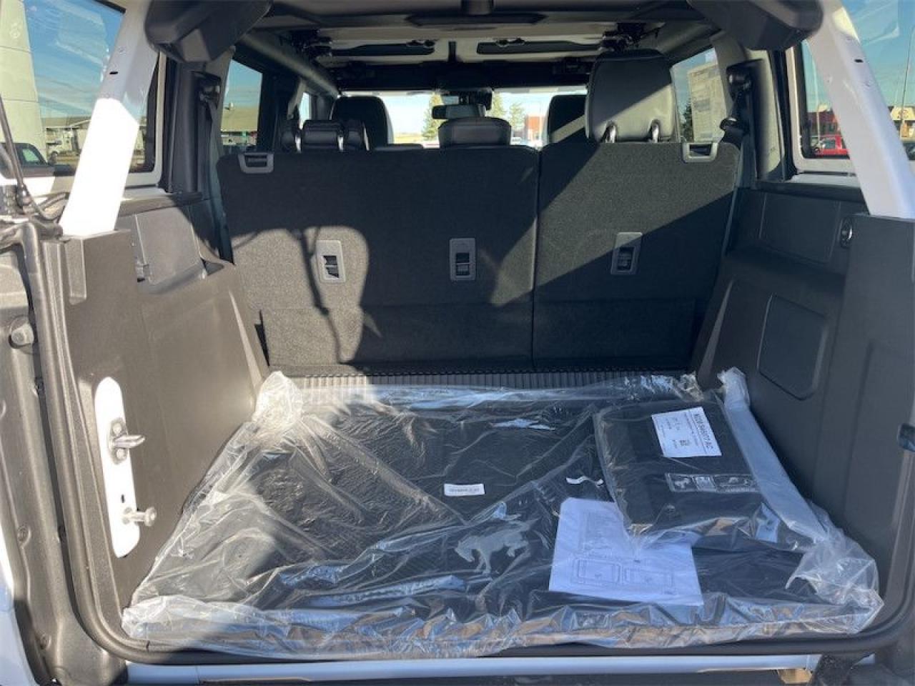 2024 Ford Bronco Wildtrak  - Leather Seats -  Heated Seats Photo5