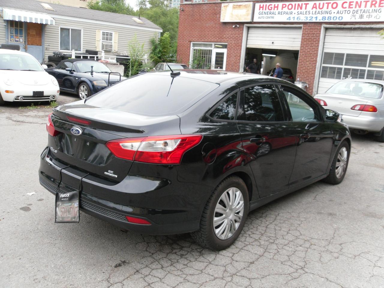 2014 Ford Focus SE - Photo #3