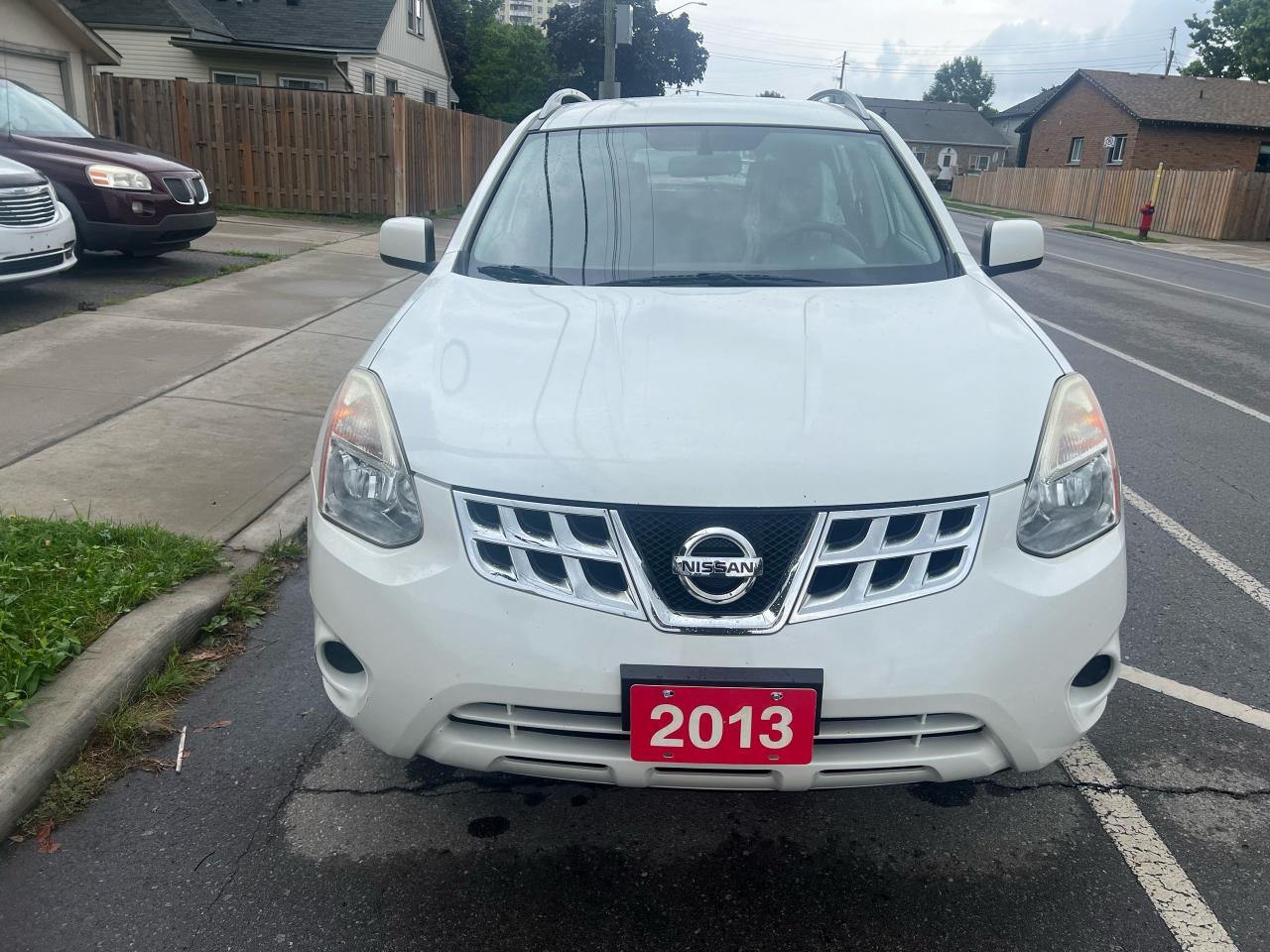 2013 Nissan Rogue S - Photo #2