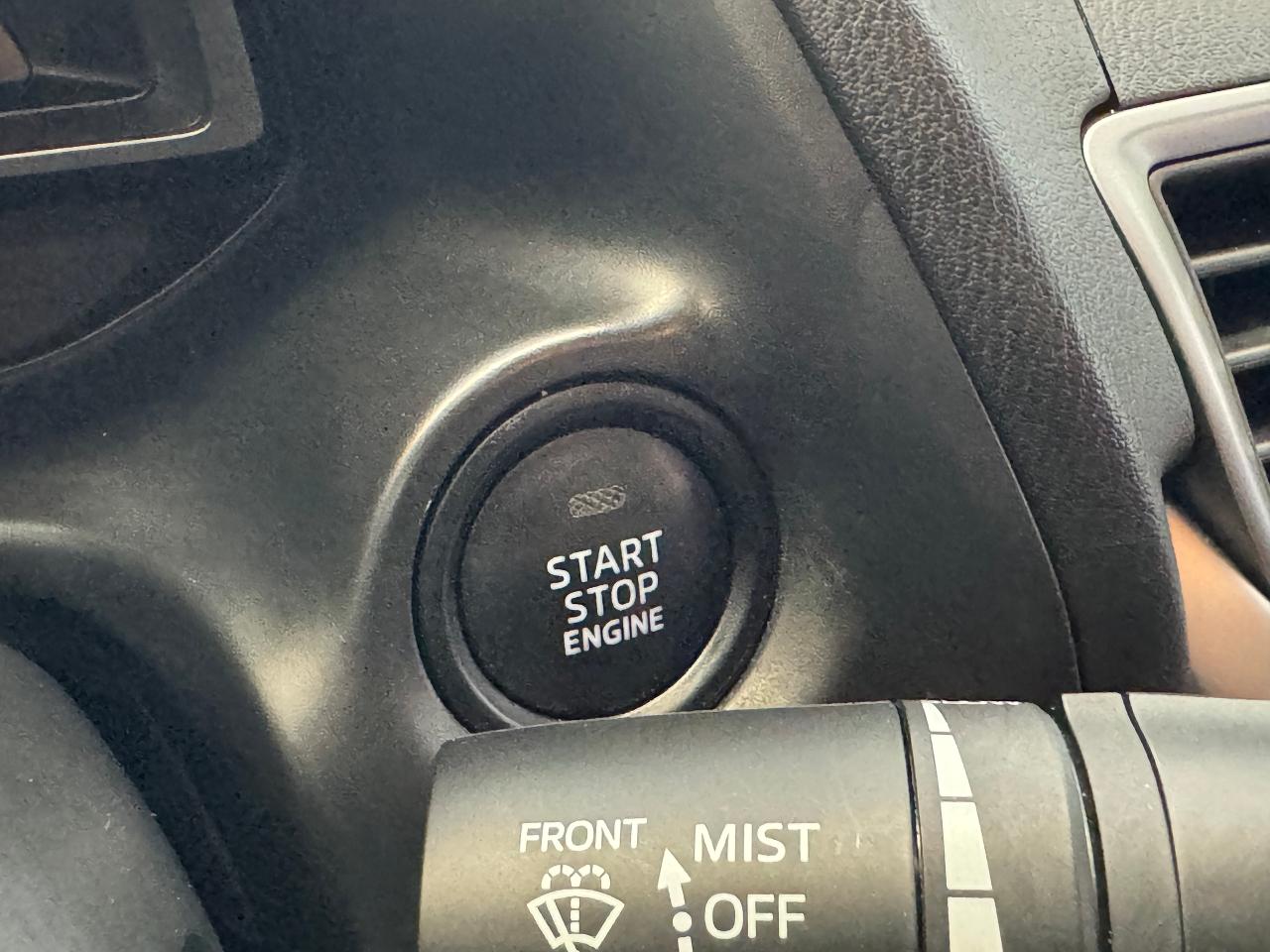 2017 Mazda MAZDA3 SE+New Tires+Brakes+Heated Leather+CLEAN CARFAX - Photo #49
