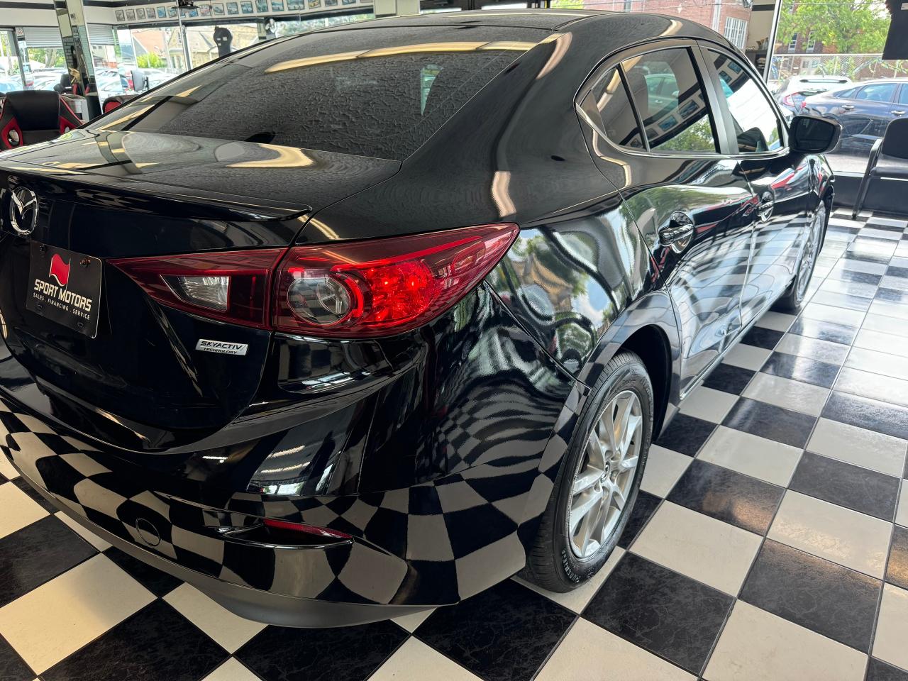 2017 Mazda MAZDA3 SE+New Tires+Brakes+Heated Leather+CLEAN CARFAX - Photo #36