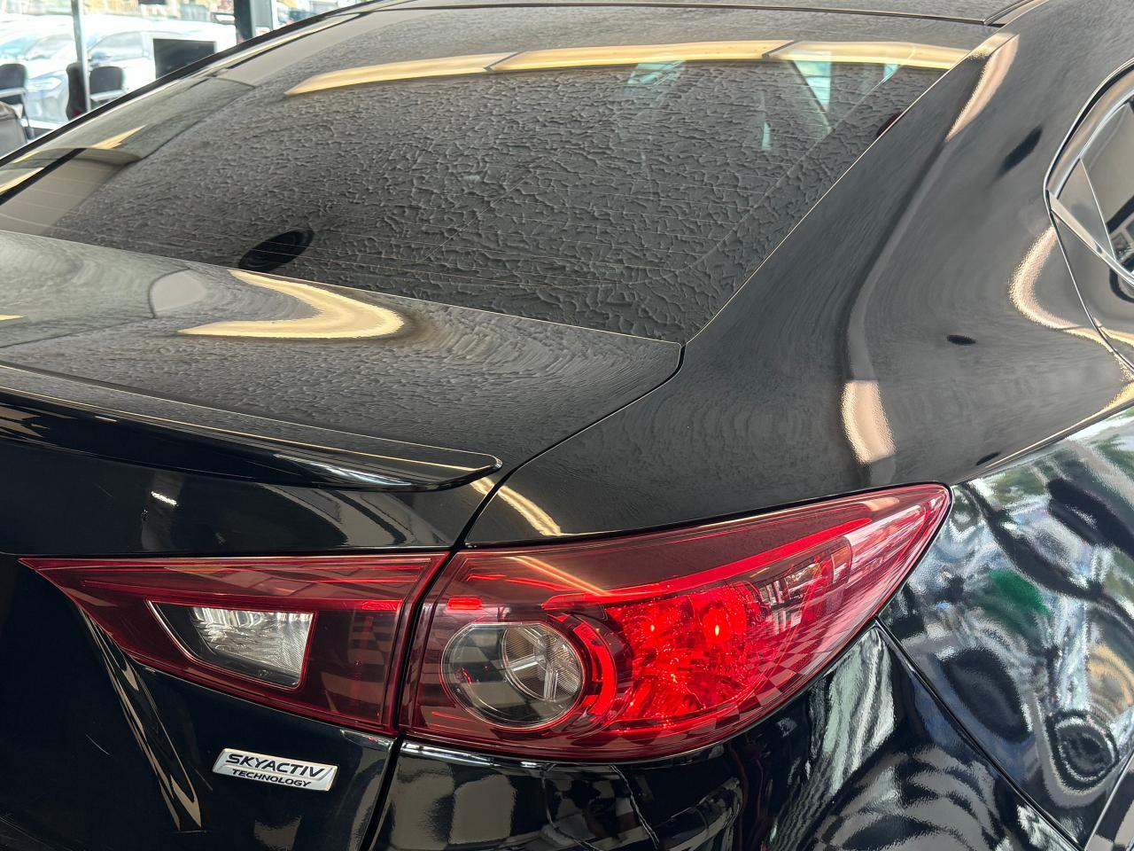 2017 Mazda MAZDA3 SE+New Tires+Brakes+Heated Leather+CLEAN CARFAX - Photo #59
