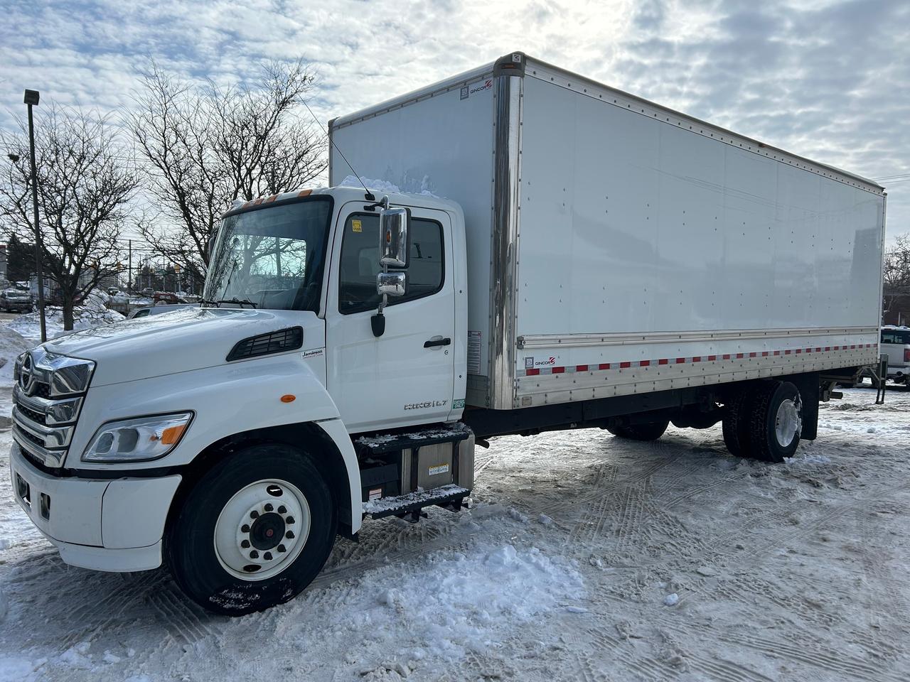 Used 2023 Hino 338 26' van body with lift for sale in Kitchener, ON